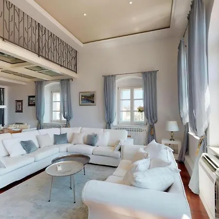 Apartment Penthouse Bajamonti In Deskovic Palace Split