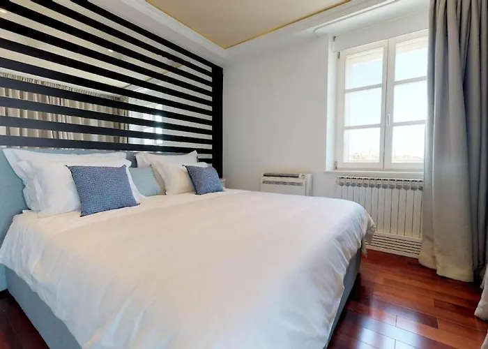 Penthouse Bajamonti In Deskovic Palace Apartament Split